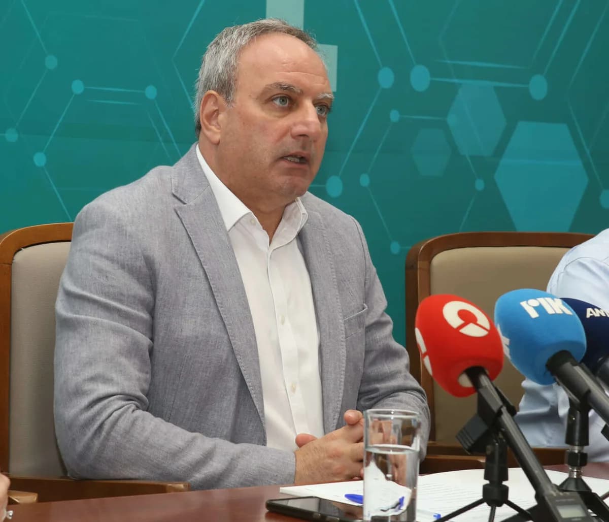 Στεφάνου: «Ακατανόητη η επιμονή του Προέδρου για την Υπ. Γεωργίας»