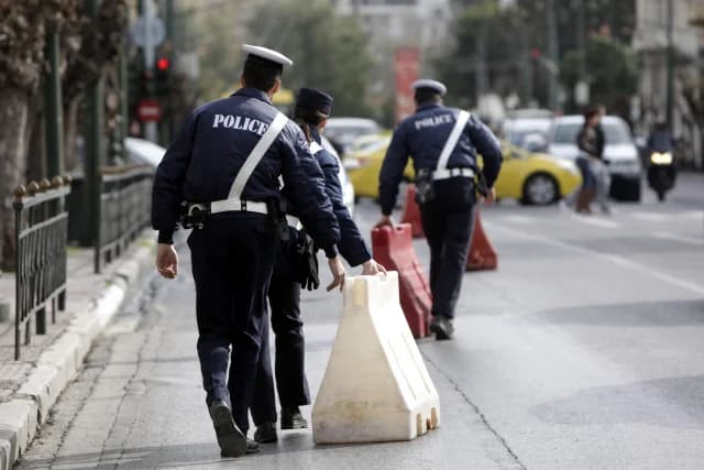 Κυκλοφοριακές ρυθμίσεις στον Πειραιά λόγω αγώνα δρόμου