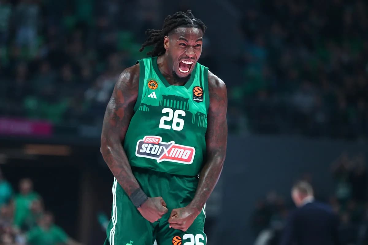 Lessort's first basket in his return (video)