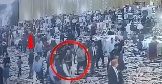 Indien: Ex-Premierminister überlebt Attentat