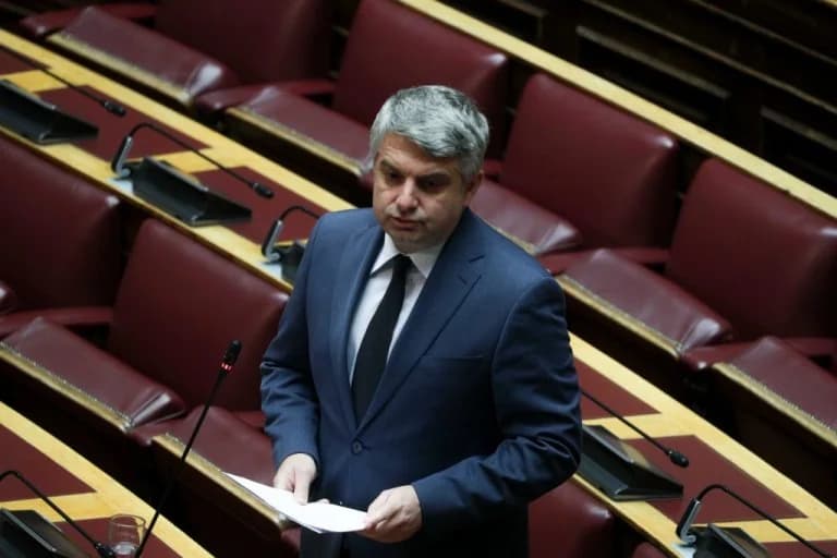 Konstantinopoulos Resigns as MP After Expulsion from PASOK