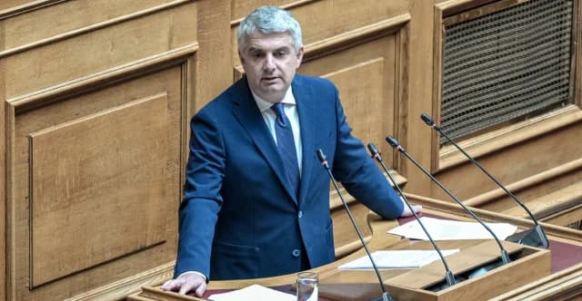 Odysseas Konstantinoupolos Resigns as MP, Returns Seat to PASOK