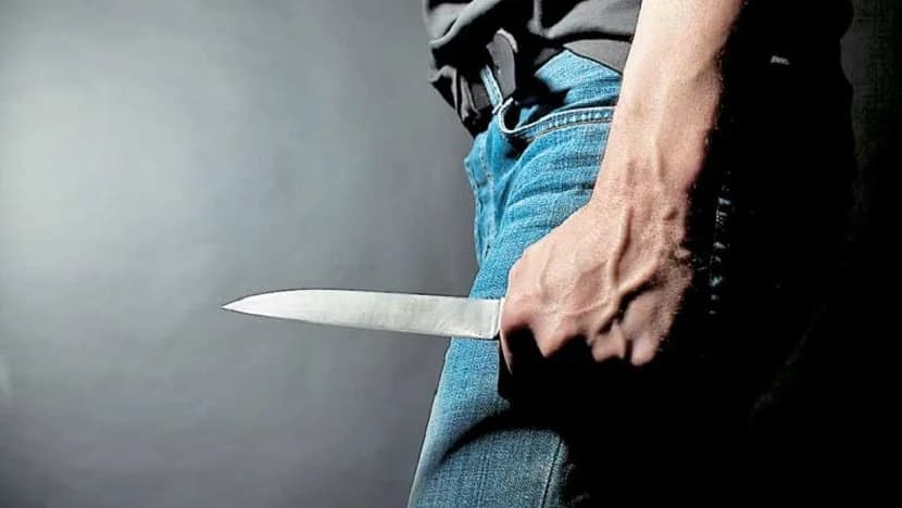 Limassol: Messer-Raub auf einer Bank