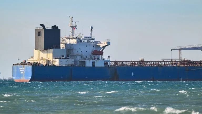 Turkish Ship Passes Strait of Hormuz After Clearance