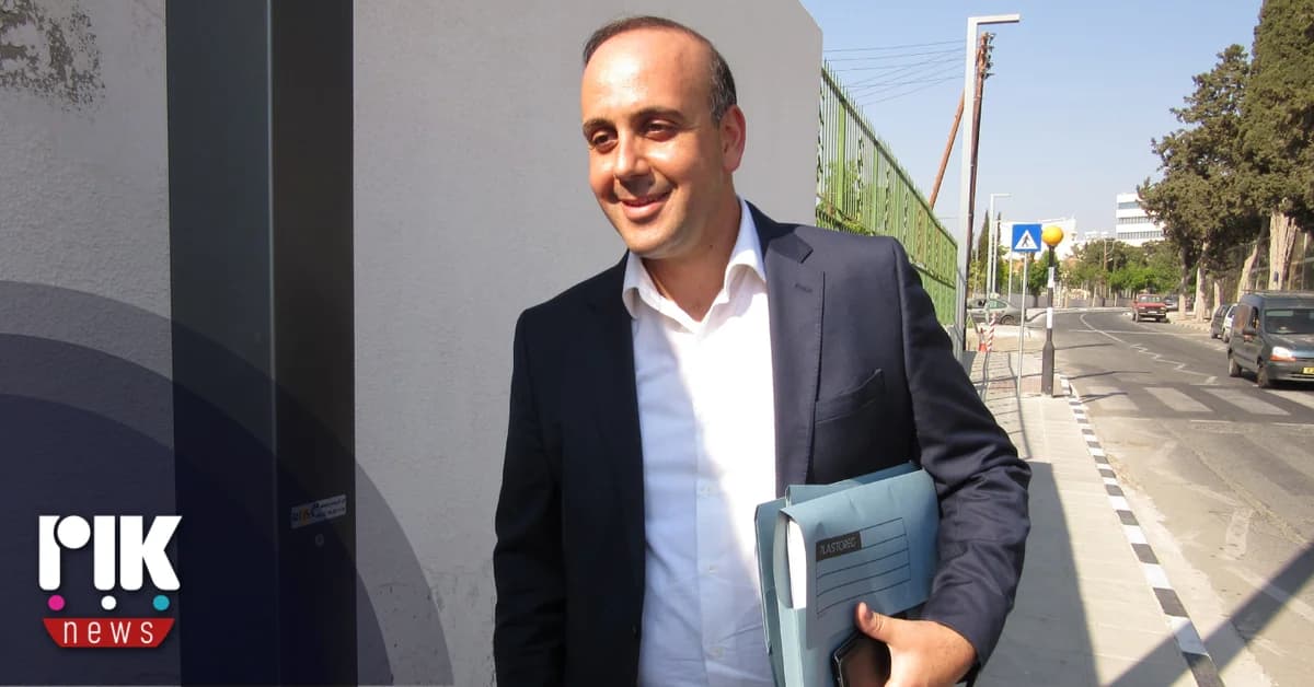 תיק ראש עיריית פאפוס, פיידון פיידונוס, בשירות המשפטי