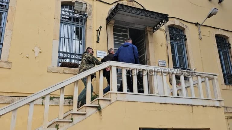 La Canea: Detenido un polaco por espionaje en Souda