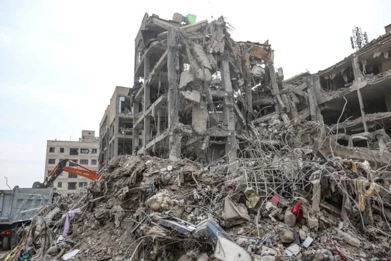 Middle East: Warnings of Iran's Collapse and Impact on Europe