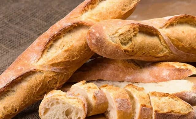 Έξυπνοι τρόποι για να αξιοποιήσετε το μπαγιάτικο ψωμί