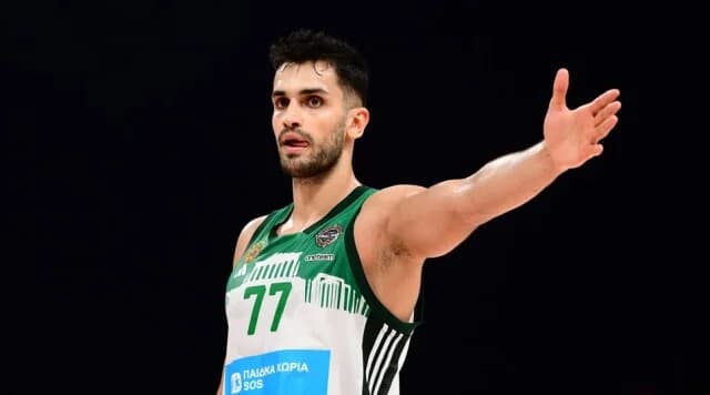 Yurtseven se une a Curry: Warriors le ofrecen contrato de 10 días