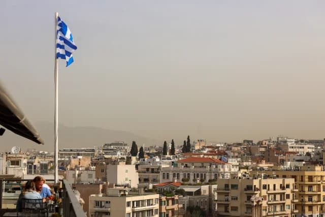 Αφρικανική σκόνη και λασποβροχές στην Ελλάδα: Έως πότε θα διαρκέσουν