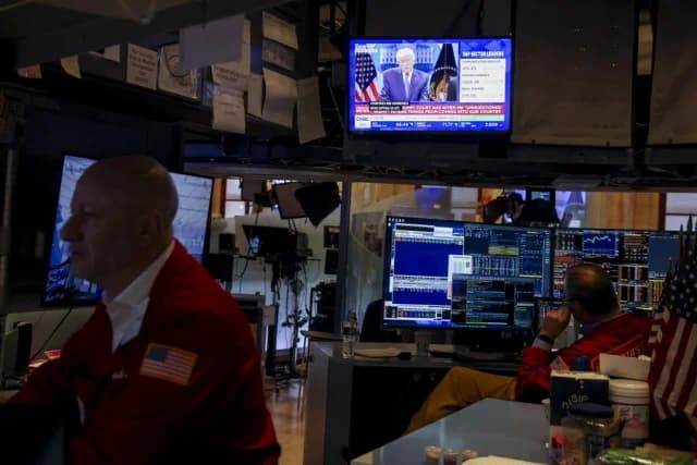 Wall Street Sell-Off Triggered by Powell, New Low for Dow Jones