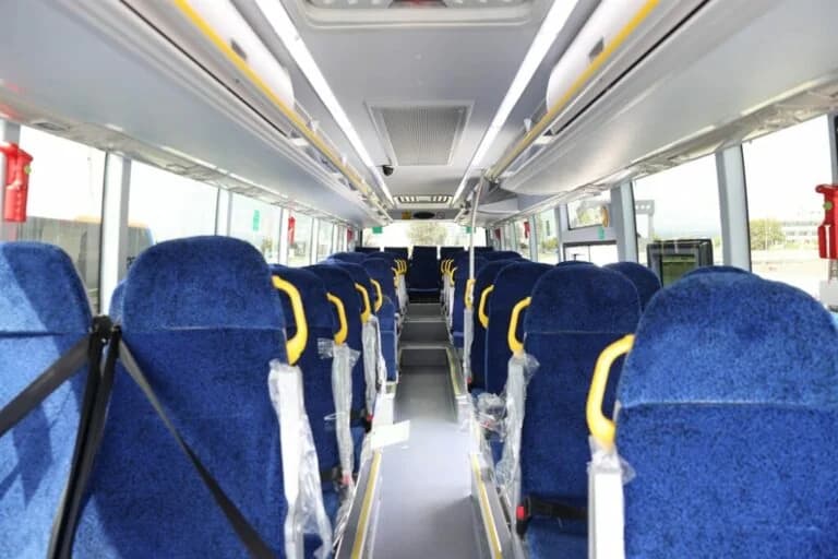 נהגי אוטובוסים מוחים על מצלמות תנועה בטענה לסכנות בטיחותיות