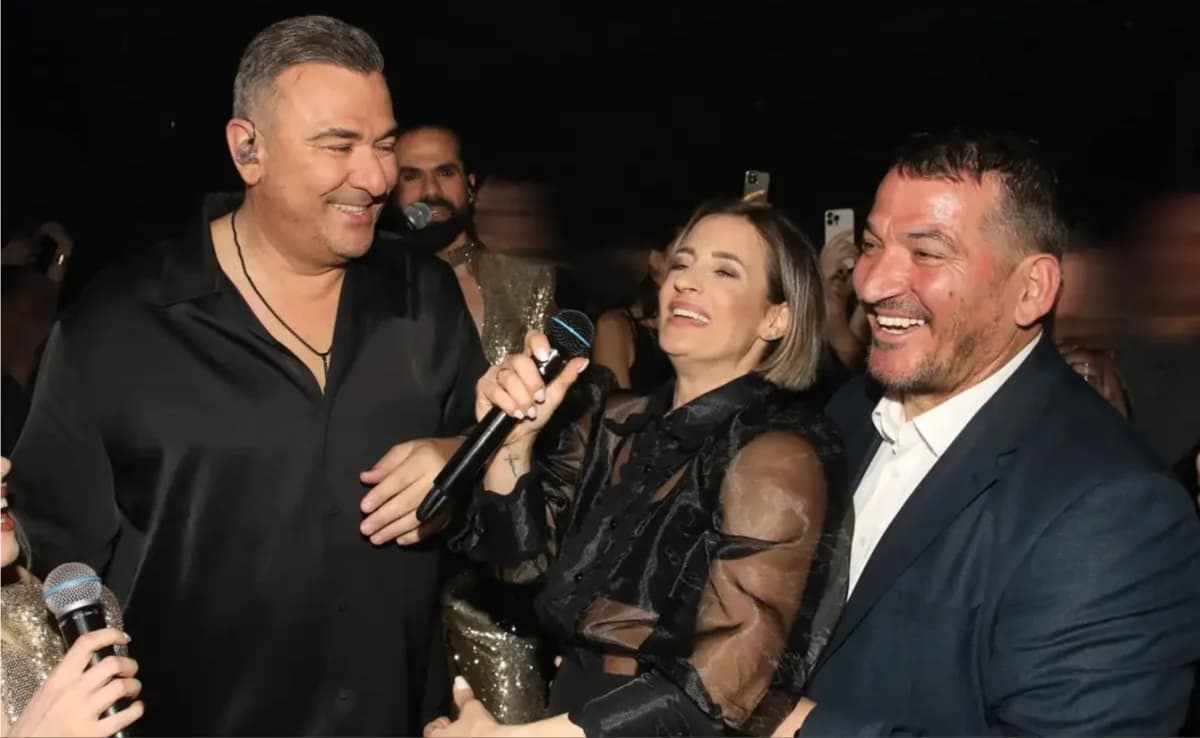 Pyrros Dimas und Afroditi Skafida genießen Abend mit Remos und Mastoras