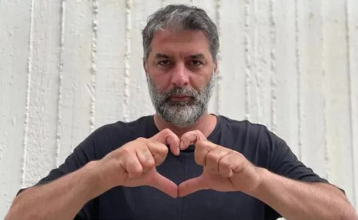 Βασίλης Μπισμπίκης: Ο όρος για τον ρόλο στα «Δύο Μαύρα Πουκάμισα»