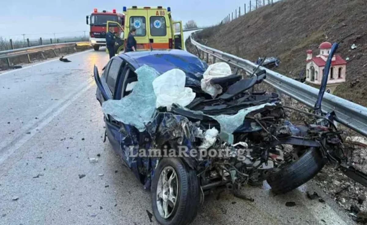Φθιώτιδα: 21χρονος νεκρός σε μετωπική σύγκρουση με λεωφορείο