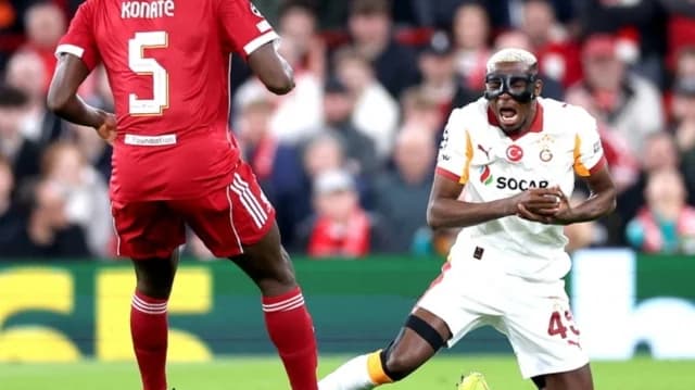 Galatasaray: Osimhen jugó medio tiempo con el brazo roto