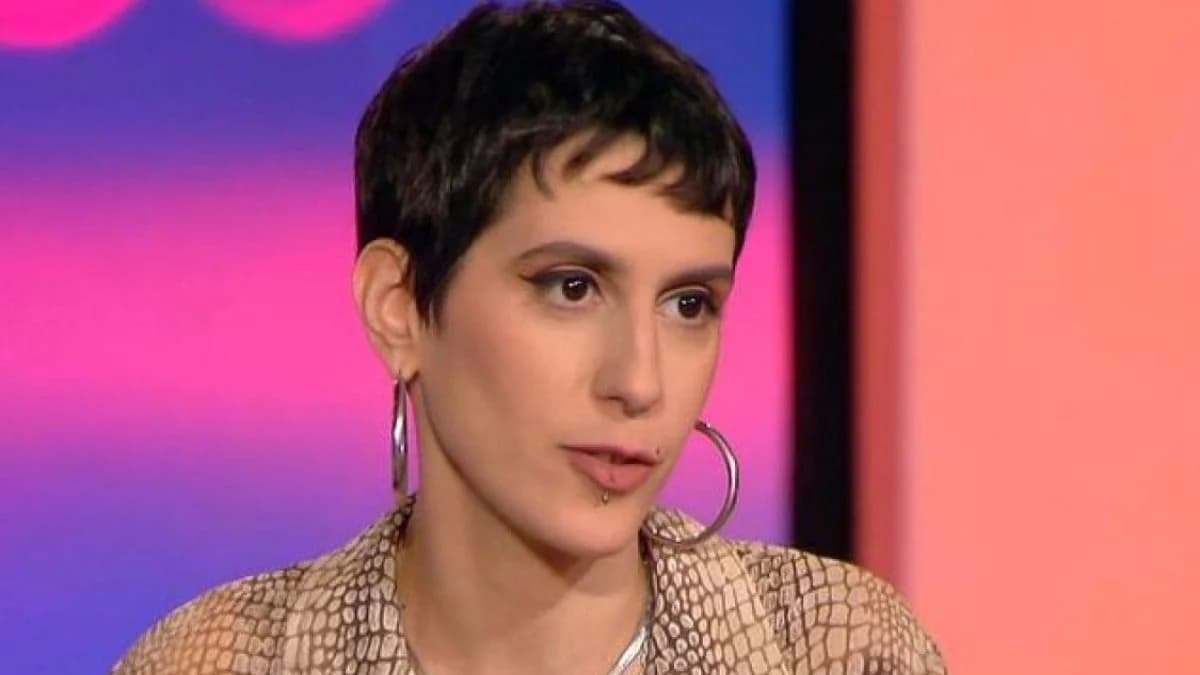 Marianna Katsimicha: Título de la canción cambiado a 'El Vals de los Sueños'