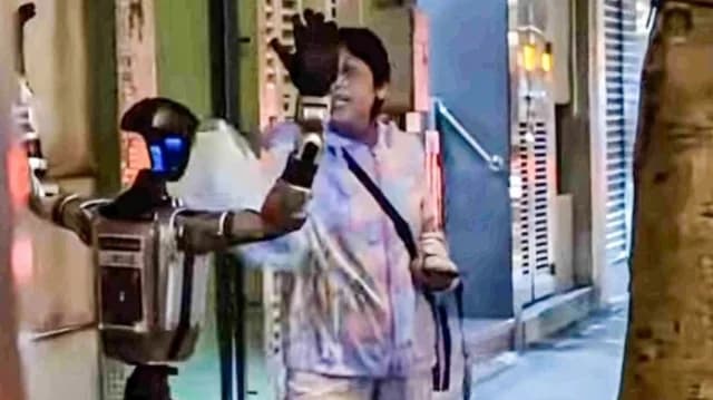 中国：机器人因骚扰老年妇女被“逮捕”