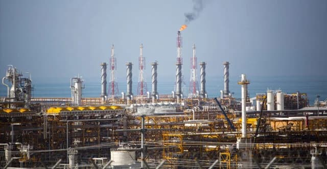 Reuters: Το Κατάρ έχασε 17% της παραγωγής LNG μετά από ιρανικές επιθέσεις