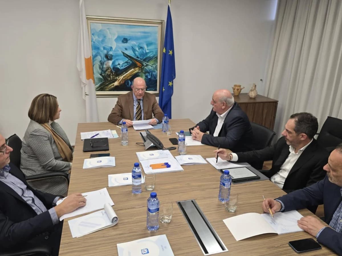 ΥΠΟΙΚ: Σενάρια και μέτρα για τις επιπτώσεις του πολέμου στο Ιράν
