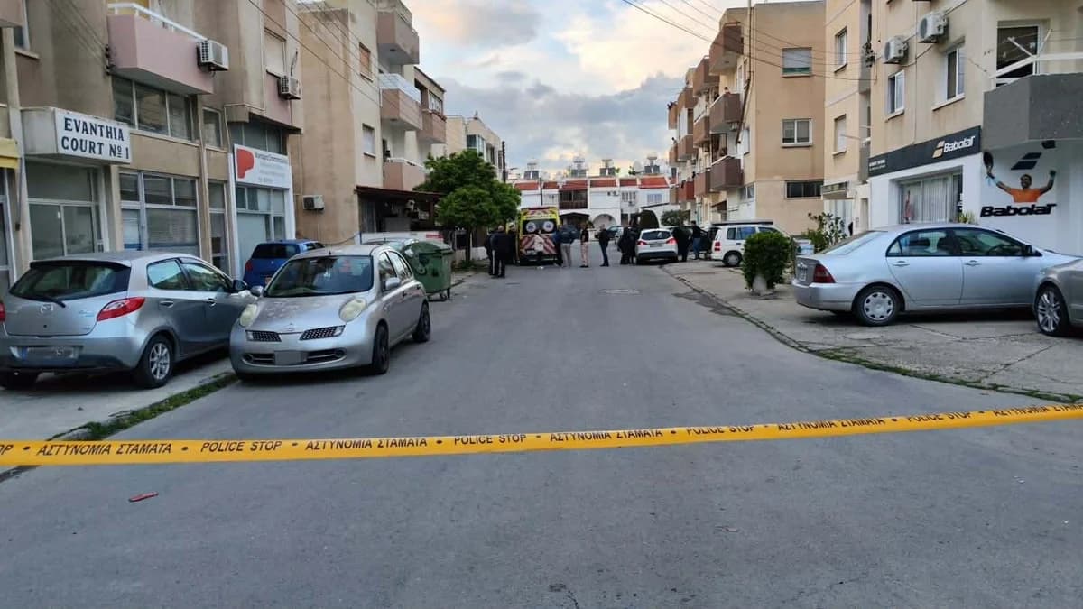 Larnaka: Afrikaner wegen Bedrohung von zwei Frauen mit Messer verhaftet