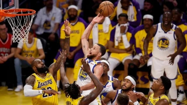 NBA 批准扩军至 32 支球队：西雅图和拉斯维加斯成为焦点