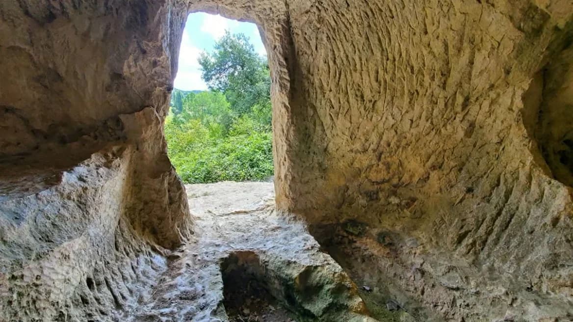 Descubrimiento arqueológico en España: Comunidad aislada enfrentó endogamia y enfermedad