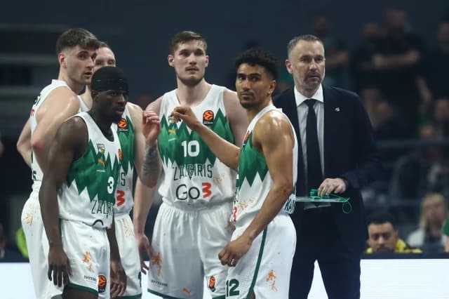 Euroleague: Η Ζάλγκιρις νίκησε 92-82 την Φενέρμπαχτσε στην Κωνσταντινούπολη
