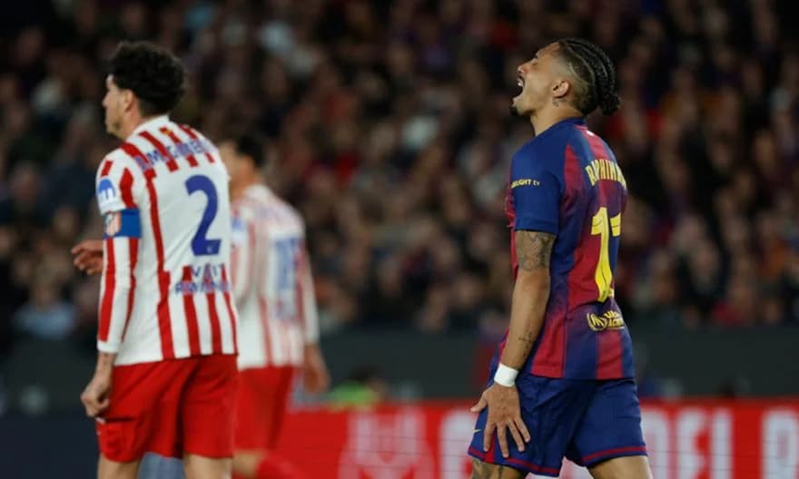 Rafinha sidelined for one month for Barcelona