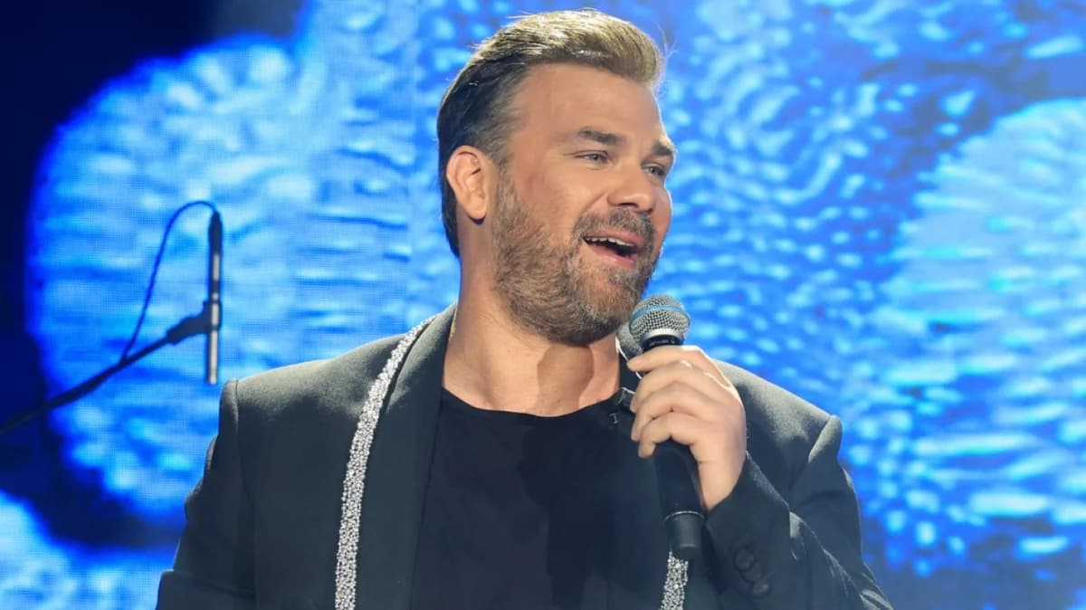 Giorgos Sabanis: 'Wenn ich nicht schreiben würde, könnte ich in diesem Bereich nicht existieren'