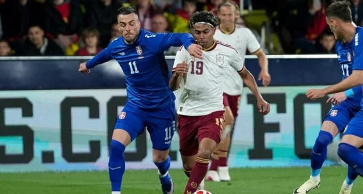 «Барселона» обеспокоена травмой Рафиньи, просьба по Ламину Ямалу