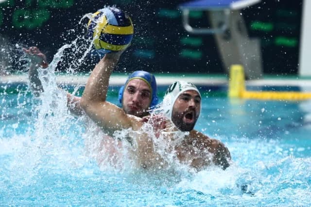 פנאתינייקוס הודחה באופן דרמטי מגביע אירופה בכדורמים