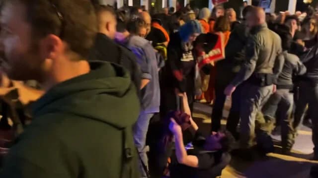 Израиль: Антивоенные протесты привели к 18 арестам