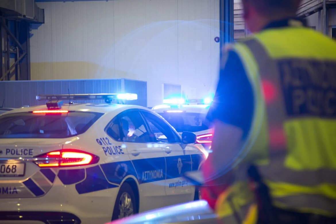 塞浦路斯全境大规模警察检查：逮捕十人