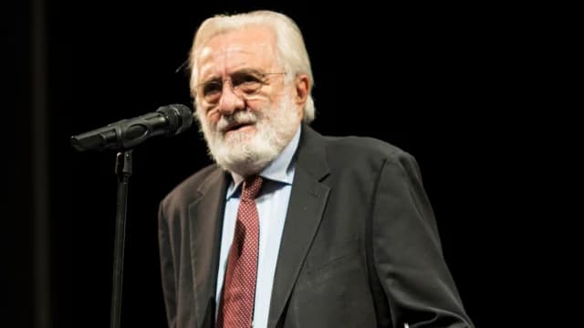 Γιάννης Σμαραγδής: «Άνοιγαν σαμπάνιες μετά τον θάνατο της συζύγου μου»