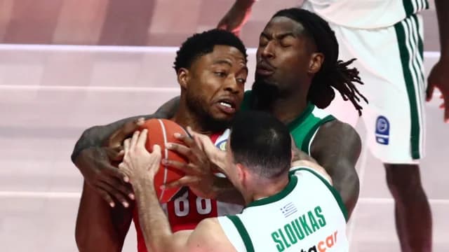 Anxiety at Olympiacos Regarding Tyrique Jones Injury – Tests Scheduled for Tuesday