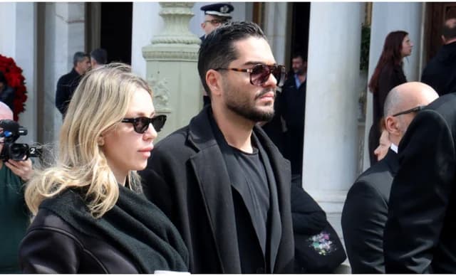 Γαρυφαλλιά Καληφώνη: Κριτική για τον καφέ στην κηδεία της Μαρινέλλας