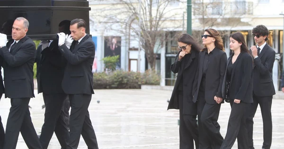 Κηδεία Μαρινέλλας: Σε στενό οικογενειακό κύκλο η ταφή