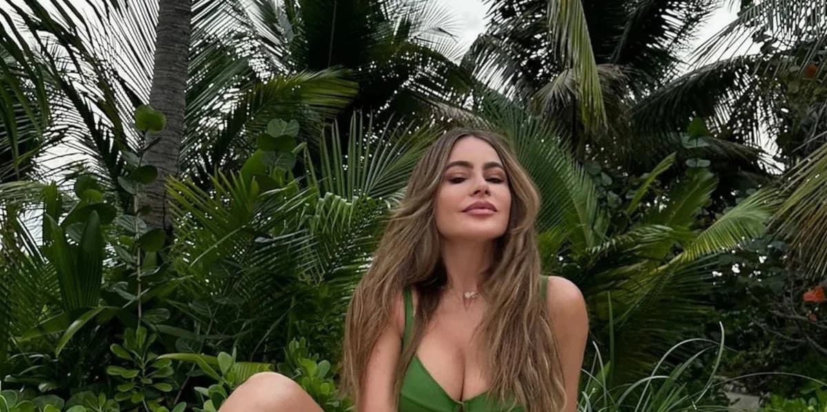 Sofia Vergara: Oben-ohne-Foto am Pool