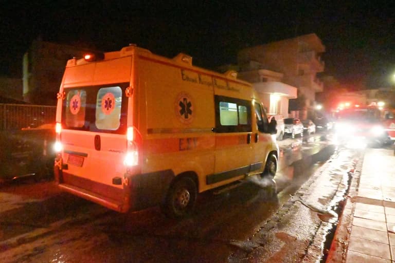 Thessaloniki: 45-jährige Frau bei Autounfall getötet, eine Person verletzt
