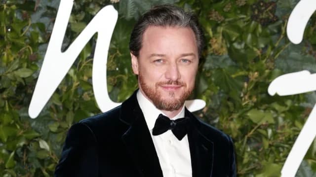 James McAvoy: 'Es ist einfacher, mit 42 ein Kind zu bekommen'