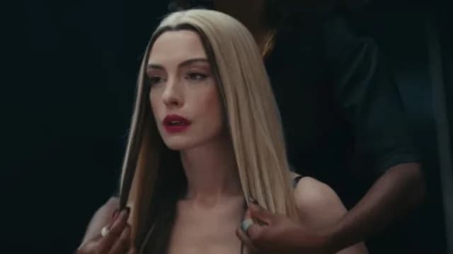 Νέο τρέιλερ για την ταινία «Mother Mary» με την Αν Χάθαγουεϊ