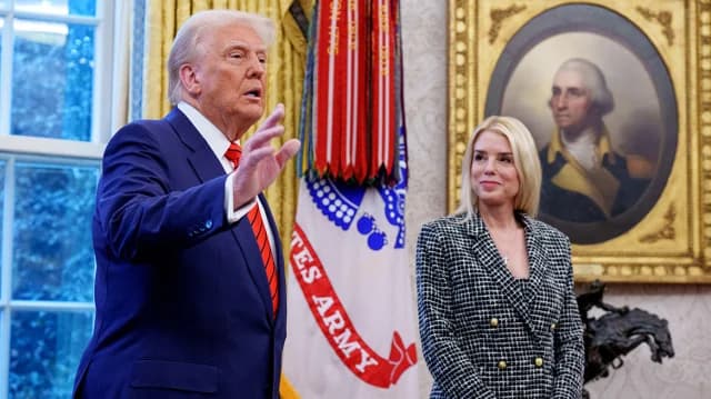 Trump feuert Generalstaatsanwältin Pam Bondi wegen Epstein-Fall