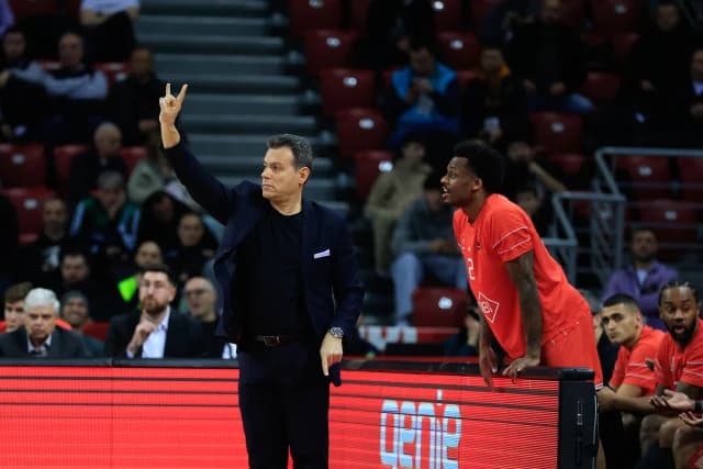 D. Itoudis: "Creo que el Panathinaikos estará en los playoffs"