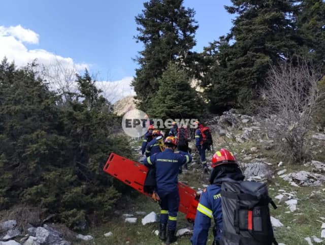 Montañero herido en Agrinio, Grecia: Trasladado en helicóptero al hospital