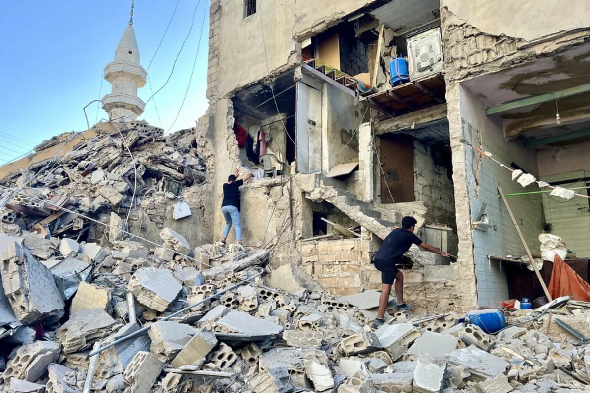 Libanon: 11 Tote bei israelischen Angriffen auf Harfata und Jna
