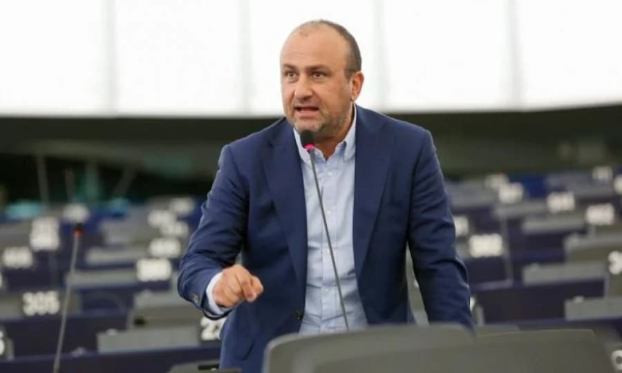 Alma: Dimitris Papadakis fuera de la lista tras las revelaciones de Drousiotis