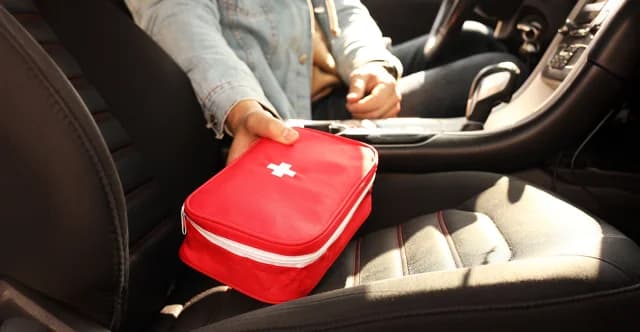 Cambios en el botiquín del coche: Qué se requiere a partir del 18 de junio