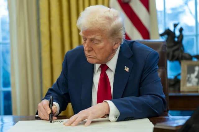 Doubts Raised About Trump's Mental Health After Threats