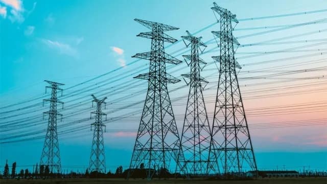 Greece's Energy Ministry on Alert Amid Middle East Tensions